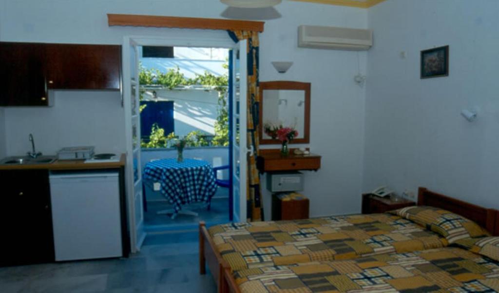 Rea Sun Naxos City