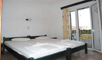 Rea Sun Naxos City